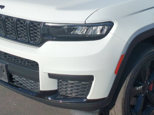 Used 2022 Jeep Grand Cherokee L Laredo AWD/4WD image 9