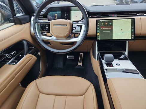 New 2026 Land Rover Range Rover Long Wheelbase SE AWD/4WD image 4