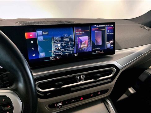 Used 2022 BMW i4 eDrive40 w/ M Sport Package image 19