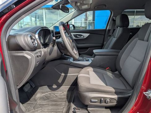 Used 2024 Chevrolet Blazer LT w/ Convenience Package FWD image 10