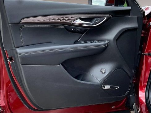 Used 2023 Buick Envision Avenir FWD image 18