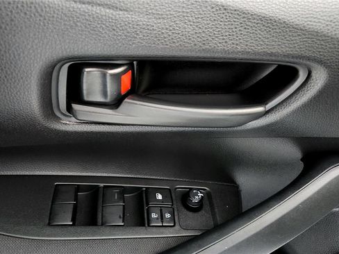 Certified 2023 Toyota Corolla LE image 35