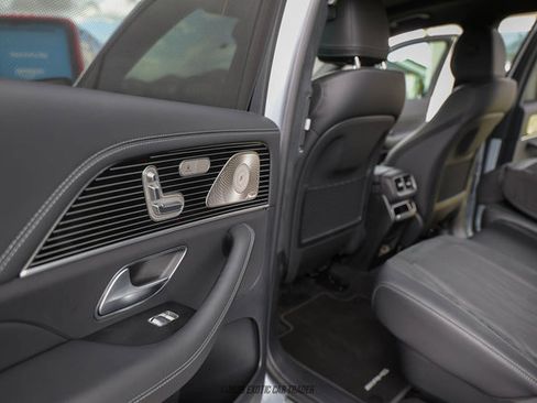 Used 2026 Mercedes-Benz GLS 63 AMG 4MATIC image 28