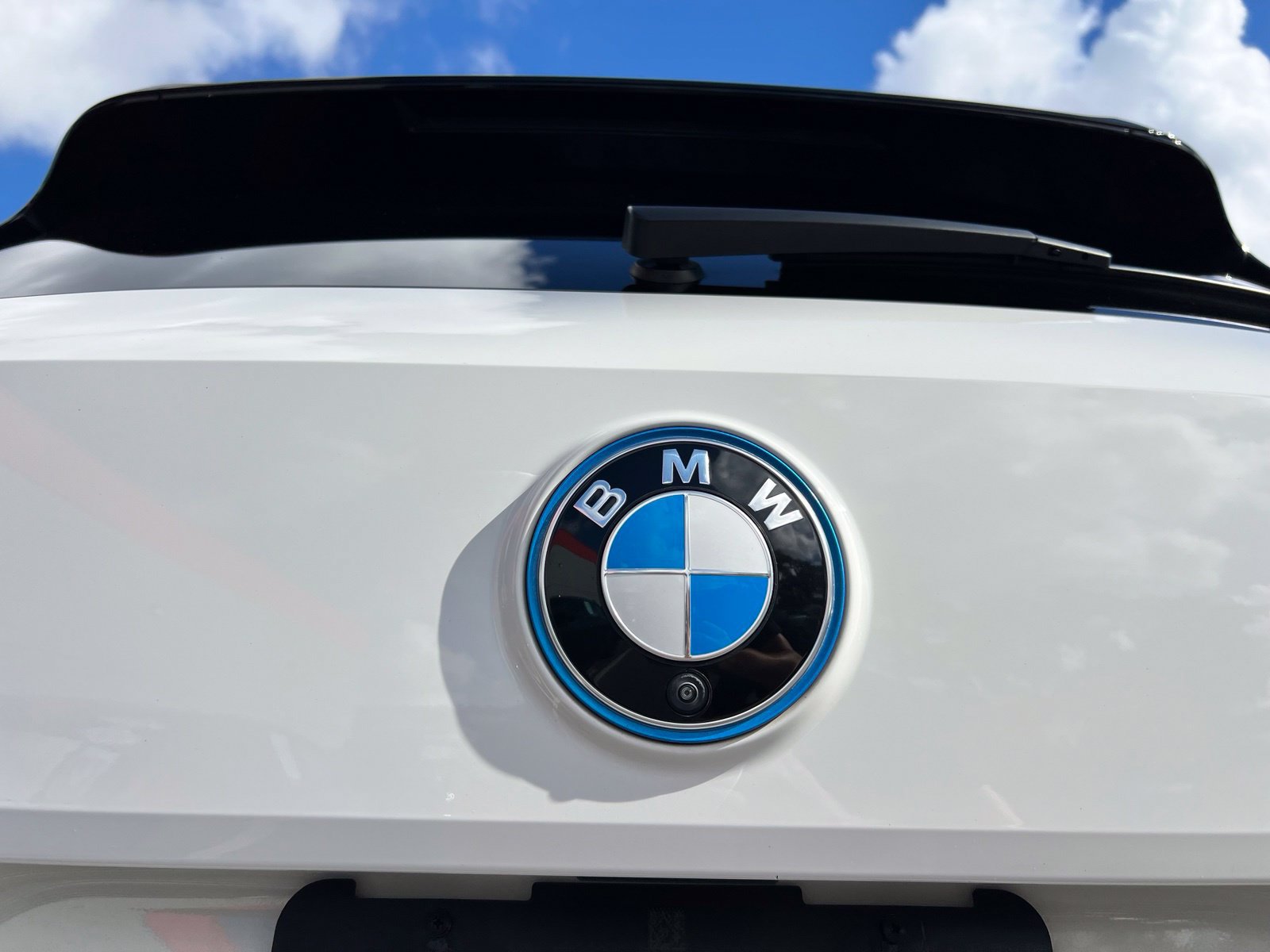 Used 2024 BMW iX xDrive50 w/ Convenience Package AWD/4WD image 23