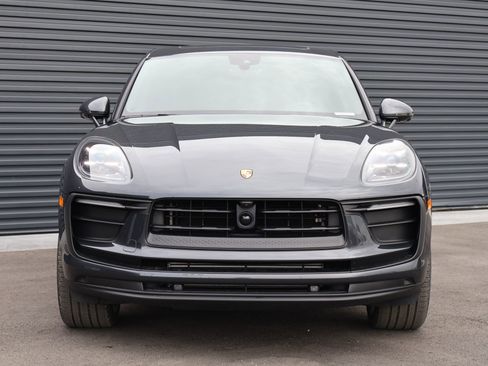 New 2026 Porsche Macan image 6