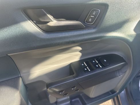 Used 2023 Ford Maverick XL FWD image 8