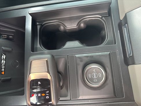 New 2025 GMC Hummer EV 2X image 37