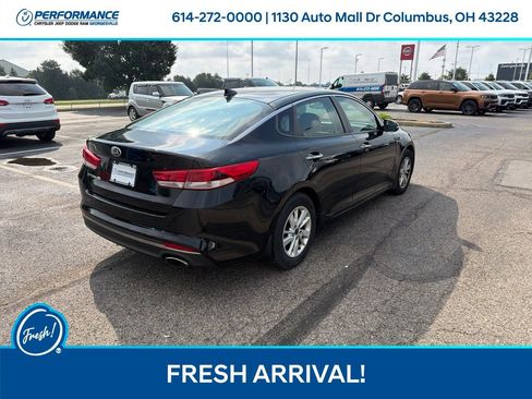 Used 2017 Kia Optima LX FWD image 4