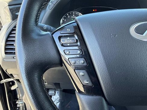 Used 2024 INFINITI QX80 Luxe image 16