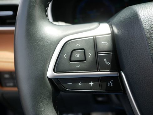 Used 2023 Toyota Highlander Platinum AWD/4WD image 28