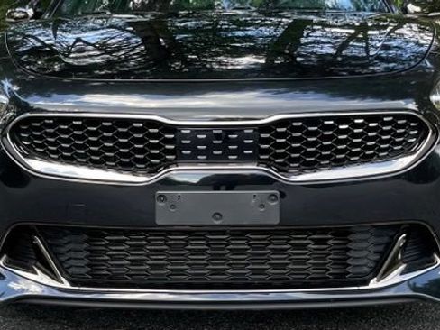 Used 2022 Kia Stinger GT1 w/ Red Interior Color Package AWD/4WD image 11