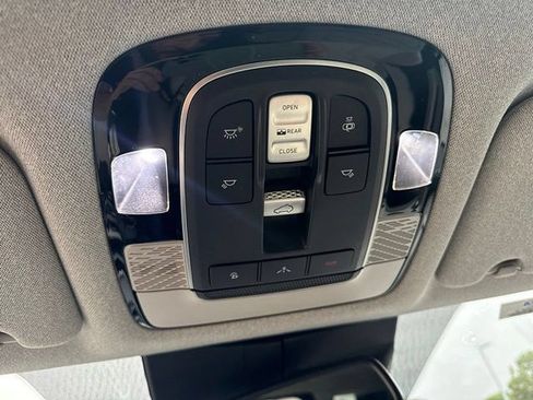 Used 2021 Hyundai Palisade Limited AWD/4WD image 24