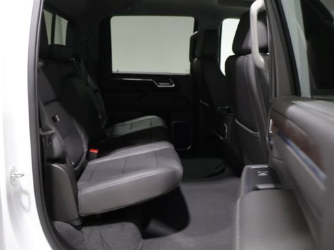 Used 2024 GMC Sierra 2500 SLT w/ SLT Convenience Package AWD/4WD image 21