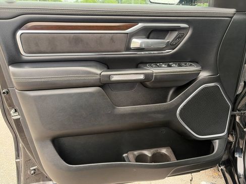 Used 2021 RAM 1500 Laramie AWD/4WD image 15