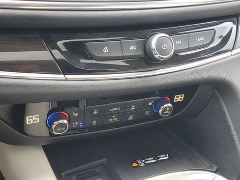 Certified 2024 Buick Enclave Premium w/ Experience Buick Package AWD/4WD image 28