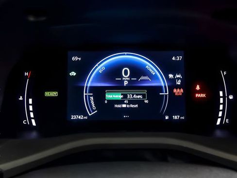 Certified 2025 Toyota Camry SE image 15