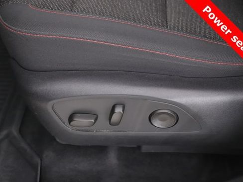 Used 2024 Chevrolet Traverse Z71 AWD/4WD image 18