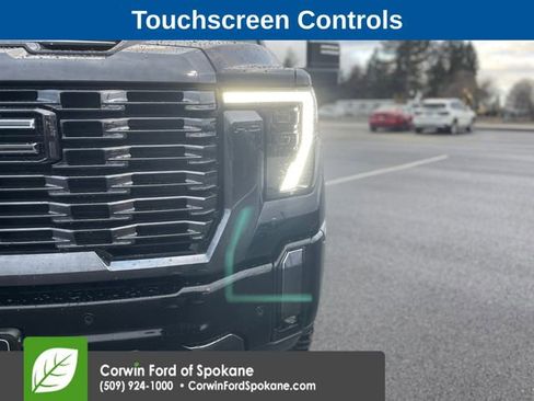 Used 2024 GMC Sierra 3500 Denali Ultimate image 8