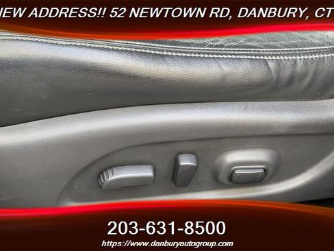 Used 2015 Nissan Murano Platinum w/ Platinum Technology Package AWD/4WD image 12