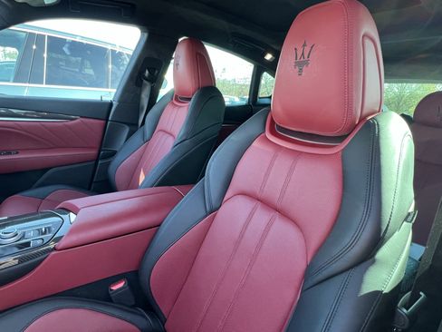 Used 2020 Maserati Levante S GranSport image 16