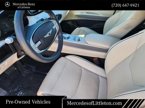 Used 2023 Genesis GV70 2.5T w/ Advanced Package AWD/4WD image 12