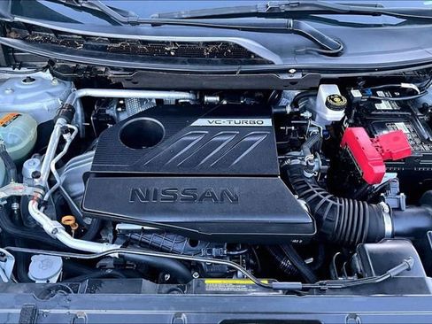 Used 2022 Nissan Rogue SV image 27