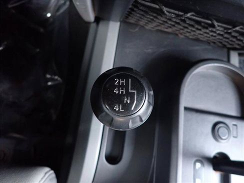 Used 2010 Jeep Wrangler Unlimited Rubicon AWD/4WD image 20