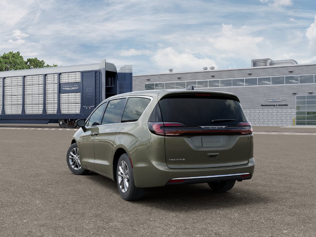 New 2027 Chrysler Pacifica Select FWD image 3