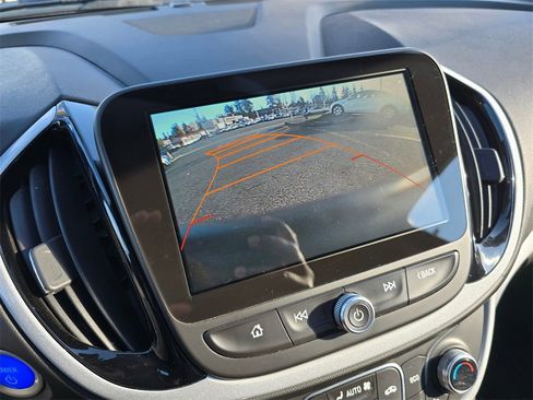 Used 2017 Chevrolet Volt LT w/ Comfort Package image 29