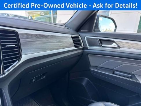 Certified 2022 Volkswagen Atlas Cross Sport SE AWD/4WD image 14