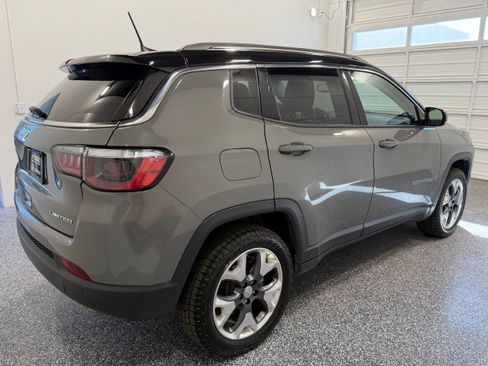 Used 2021 Jeep Compass Limited AWD/4WD image 6