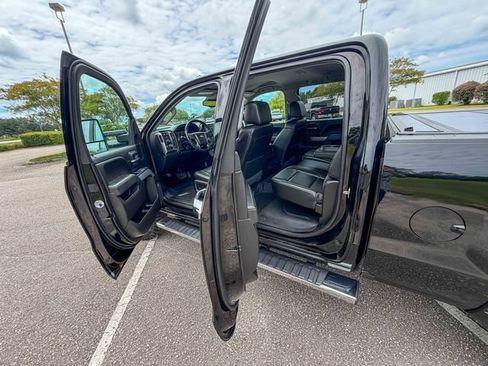 Used 2018 Chevrolet Silverado 3500 LTZ w/ Duramax Plus Package AWD/4WD image 27
