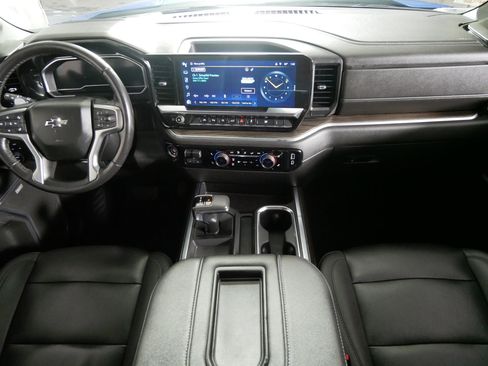 Used 2022 Chevrolet Silverado 1500 RST w/ RST All Star Premium Package image 10