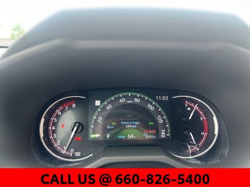 Used 2025 Toyota RAV4 XLE AWD/4WD image 14