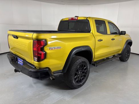 Used 2023 Chevrolet Colorado Trail Boss w/ Technology Package image 8