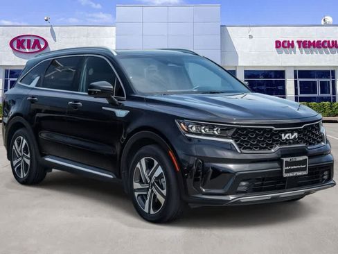 Certified 2023 Kia Sorento SX Prestige AWD/4WD image 3