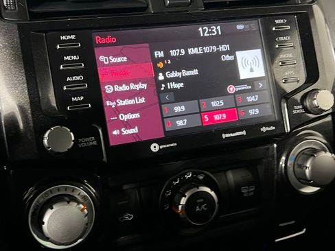 Used 2021 Toyota 4Runner Venture image 20