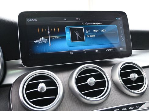 Used 2019 Mercedes-Benz C 300 4MATIC Coupe image 4