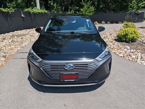 Used 2019 Hyundai Ioniq Plug-In Hybrid FWD image 8
