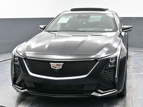 Used 2025 Cadillac CT5 Sport image 5