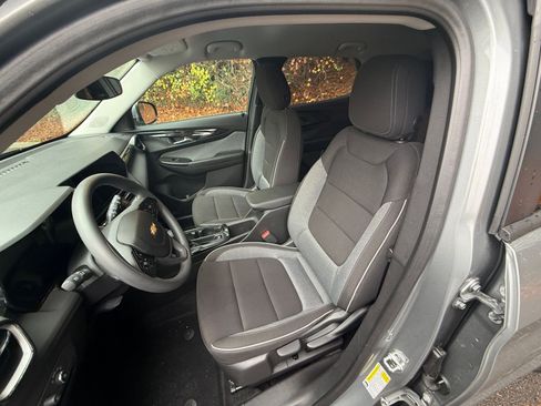 Used 2025 Chevrolet TrailBlazer LT image 27