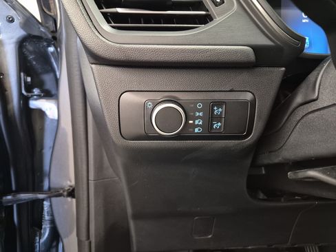 Used 2025 Ford Escape Active FWD image 19