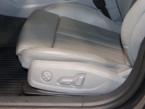 Used 2018 Audi A5 2.0T Premium Plus w/ Premium Plus image 33