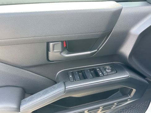 Used 2025 Toyota 4Runner SR5 image 24