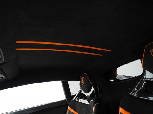 Used 2024 Lamborghini Huracan Tecnica image 18