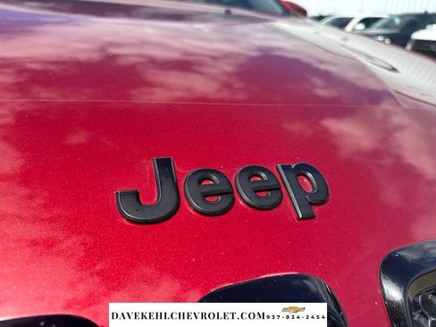Used 2017 Jeep Cherokee High Altitude AWD/4WD image 11