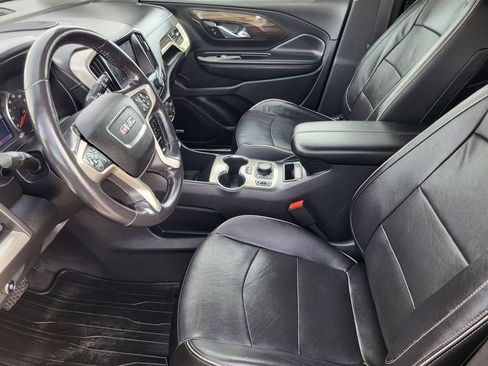 Used 2019 GMC Terrain Denali w/ Advanced Safety Package AWD/4WD image 9