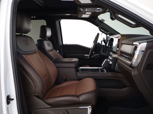 Certified 2024 Ford F250 King Ranch w/ Chrome Package image 33