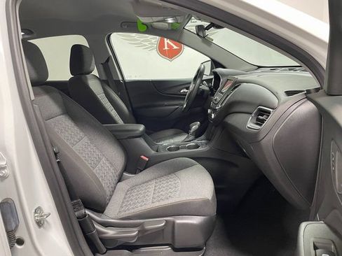 Used 2024 Chevrolet Equinox LT AWD/4WD image 22