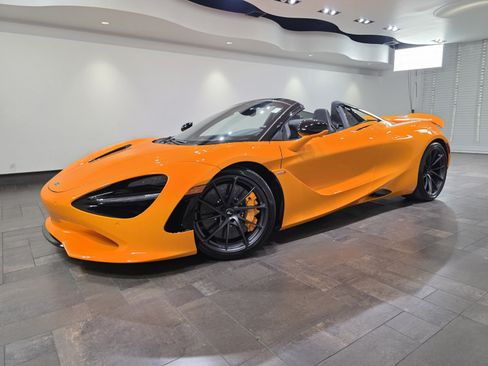 New 2027 McLaren 750S Spider RWD image 1